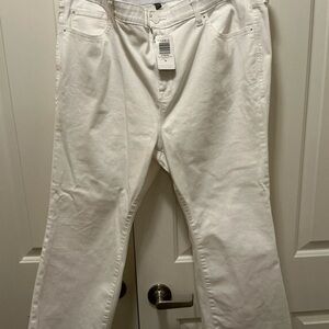 Torrid Women’s White Sky High Kick Boot Super Soft Jeans. Size 20 Waist 44inNWTs